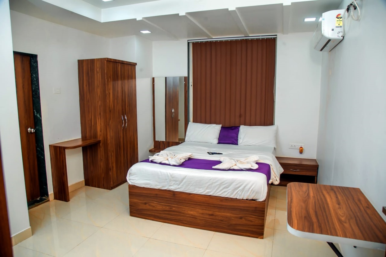 Couple Room